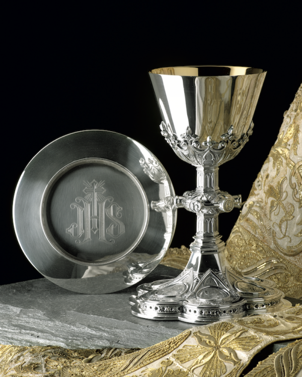 Chalice & 6 1/4” Scale Paten with Ring MOL-2410