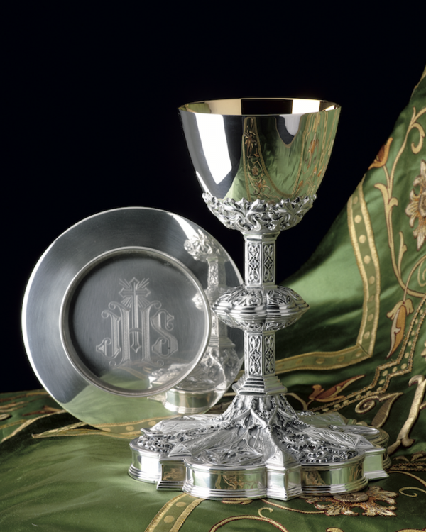 Chalice & 6 1/4” Scale Paten with Ring MOL-2450