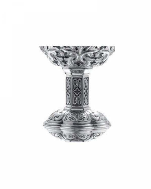 Chalice & 6 1/4” Scale Paten with Ring MOL-2450 closeup